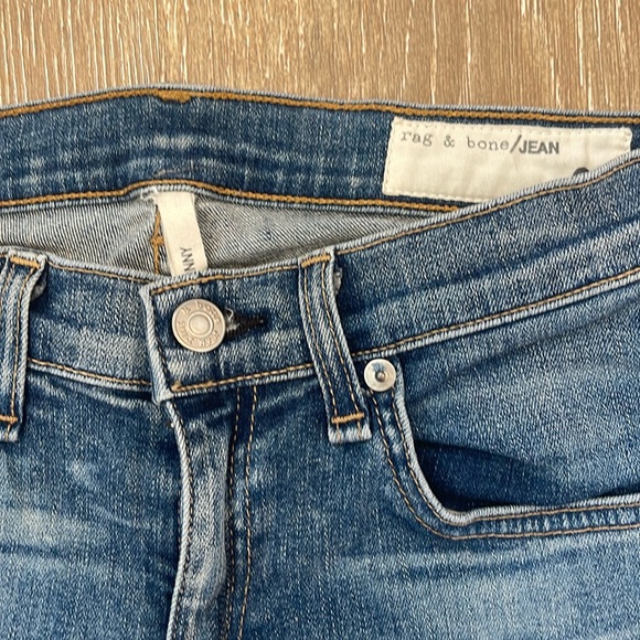Rag & Bone jeans - Picture 2 of 9